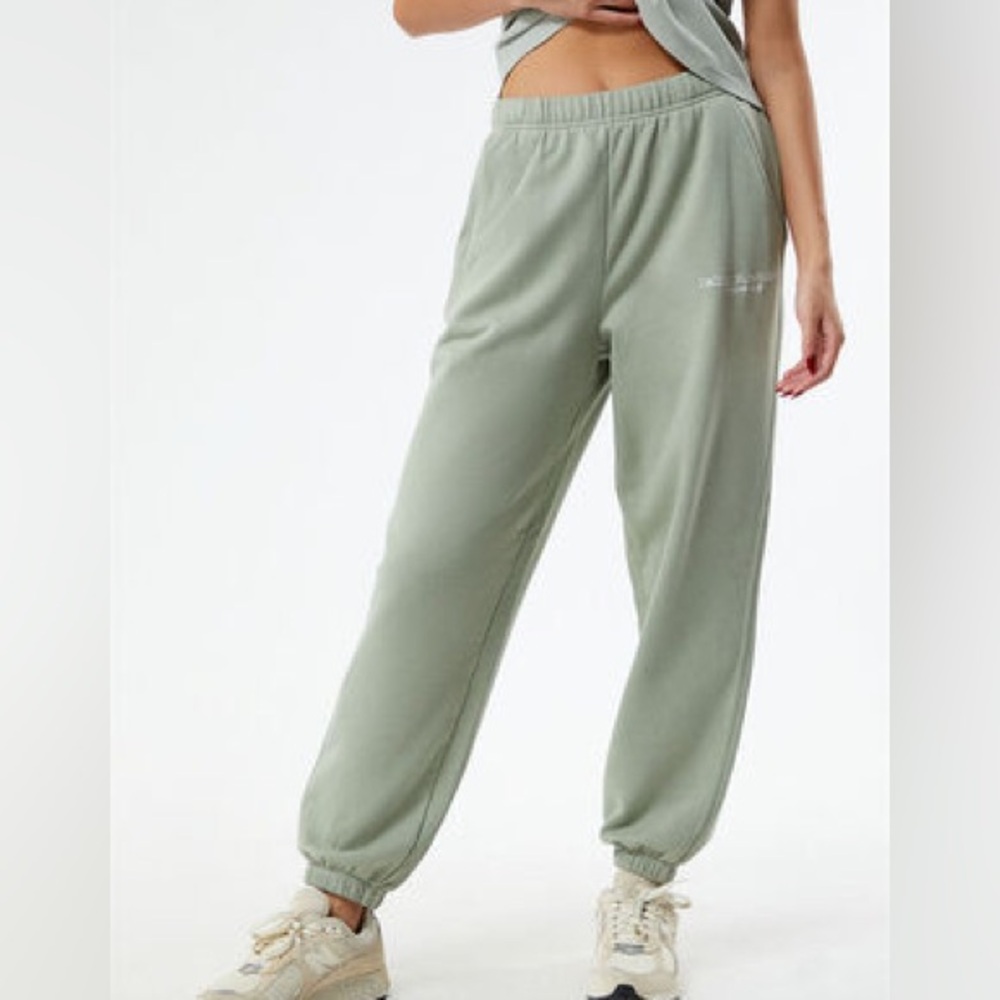 NEW Pacsun Embroidered Jogger Sweatpants